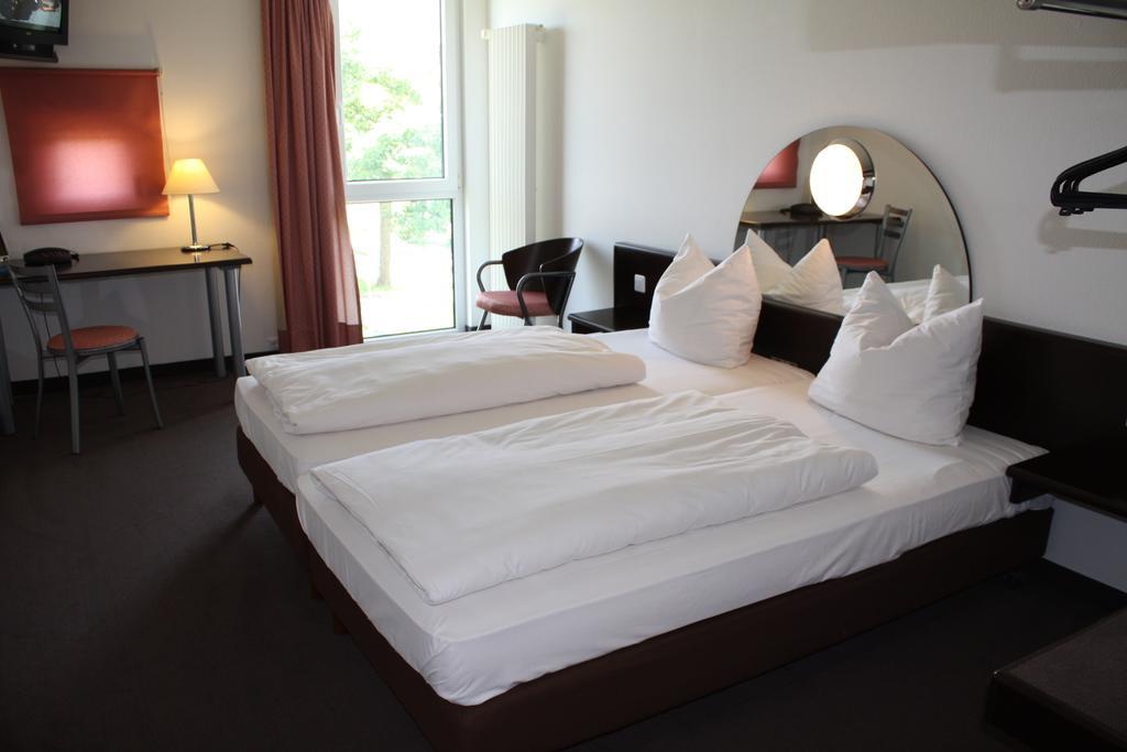 Ak 1 Hotel Ducherow Экстерьер фото